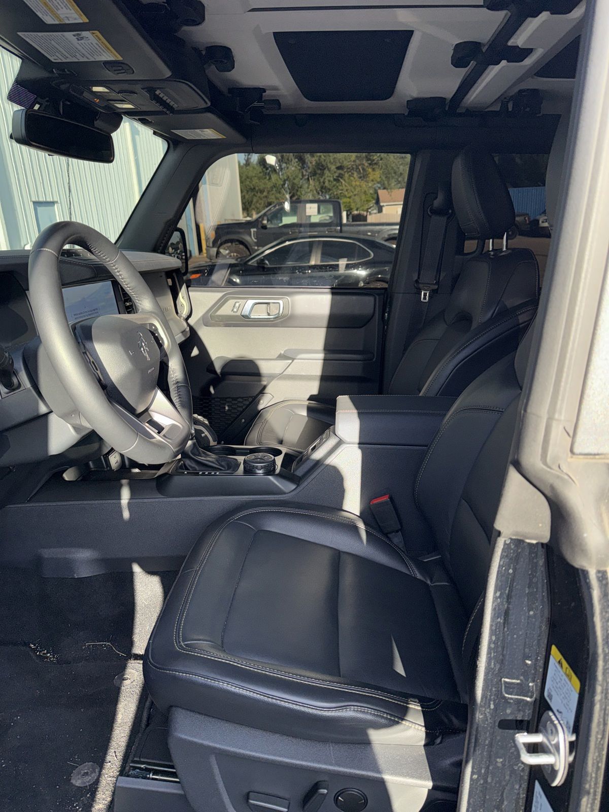 ford bronco 4-door 2025 1FMEE9BP6SLB00400 image ford bronco 4-door 2025 1FMEE9BP6SLB00400 image